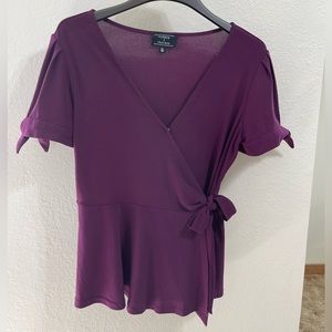 Flower & Feather Purple Blouse Size XL